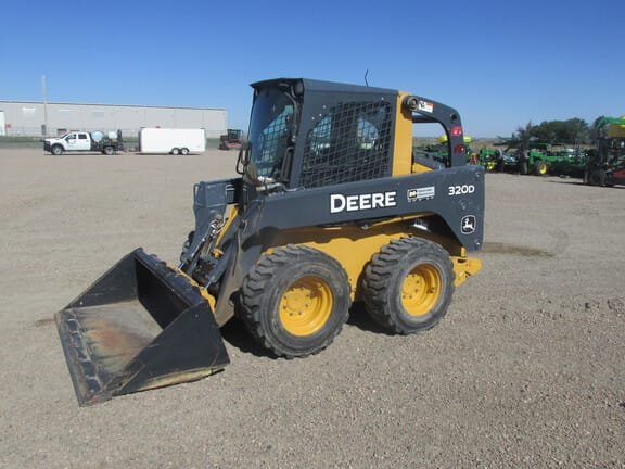 2011 John Deere 320D Equipment Image0