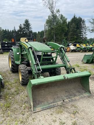 Image of John Deere 3320 equipment image 2