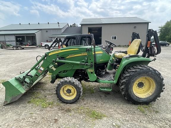 Image of John Deere 3320 Primary image