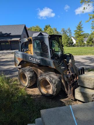 Image of John Deere 332D equipment image 3