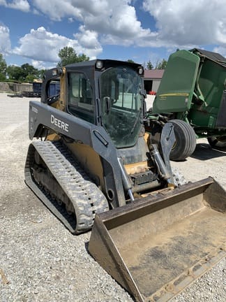 2011 John Deere 333D Equipment Image0