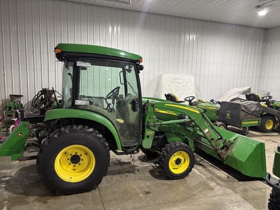 Image of John Deere 3720 Primary image