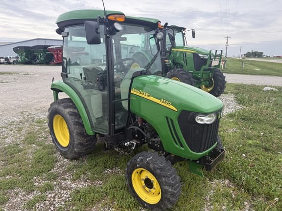 Image of John Deere 3720 Primary image