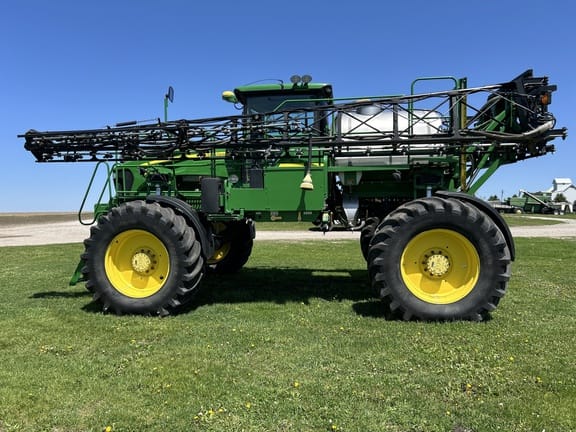 2011 John Deere 4730 Equipment Image0