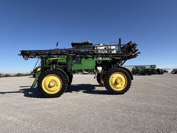 Image of John Deere 4830 equipment image 1