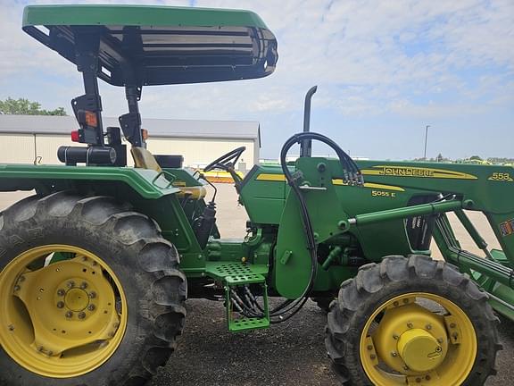 Image of John Deere 5055E equipment image 2