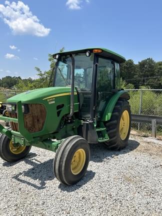 Image of John Deere 5065M equipment image 1