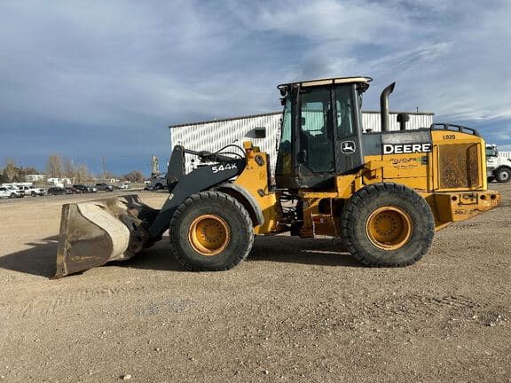 Image of John Deere 544K equipment image 1