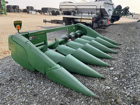 Image of John Deere 606C equipment image 1