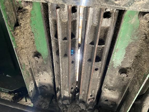Image of John Deere 608C equipment image 2