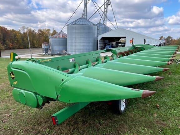 Image of John Deere 612C Primary image