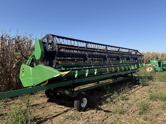 2011 John Deere 625F Equipment Image0