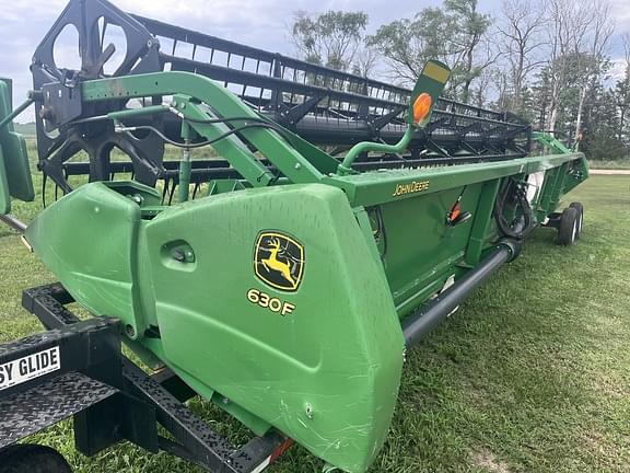 Image of John Deere 630F equipment image 3
