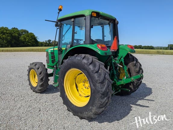 Image of John Deere 6330 equipment image 2