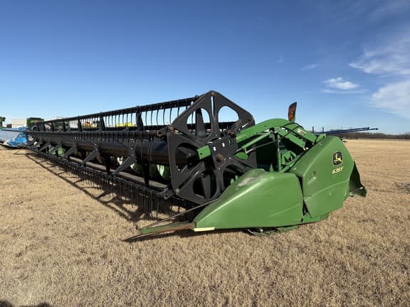 Image of John Deere 635F equipment image 2