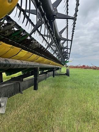 Image of John Deere 635F equipment image 3