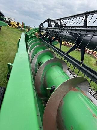 Image of John Deere 635F equipment image 1