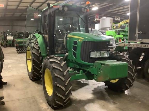 2011 John Deere 6430 Premium Equipment Image0