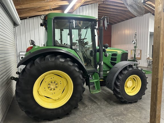 2011 John Deere 6430 Premium Equipment Image0
