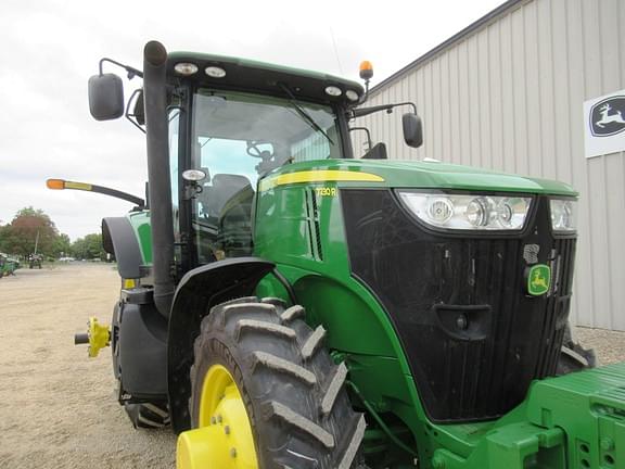 Image of John Deere 7230R equipment image 4