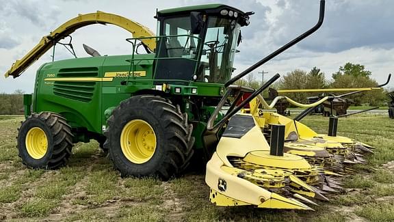 Image of John Deere 7950 Primary image