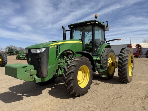 Image of John Deere 8285R Primary image