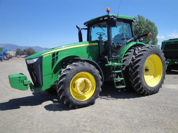 Image of John Deere 8285R Primary image