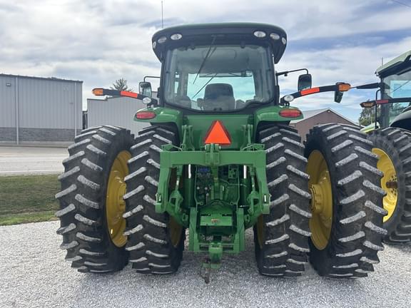 Image of John Deere 8285R equipment image 3