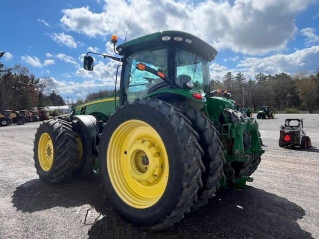 Image of John Deere 8285R equipment image 4