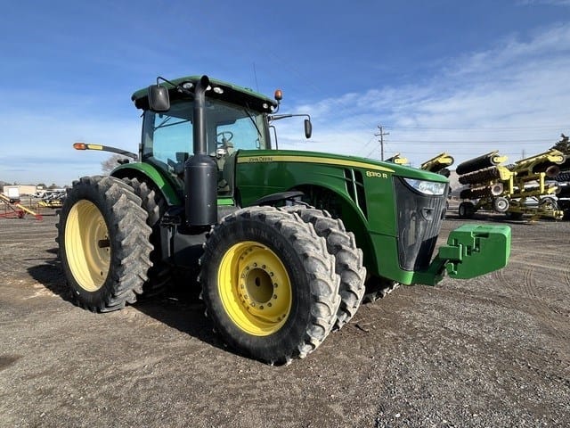 John Deere 8310R Equipment Image0