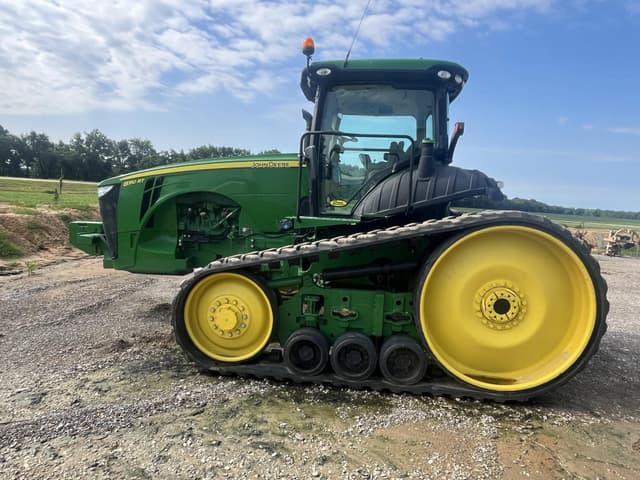 Image of John Deere 8310RT equipment image 1