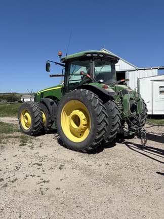 Image of John Deere 8360R equipment image 2