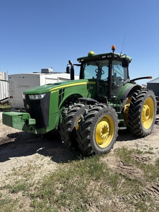 2011 John Deere 8360R Equipment Image0
