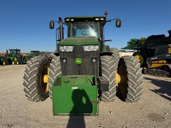 Image of John Deere 8360R equipment image 2