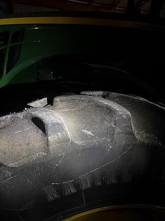 Image of John Deere 8360R equipment image 3