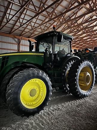 Image of John Deere 8360R equipment image 1