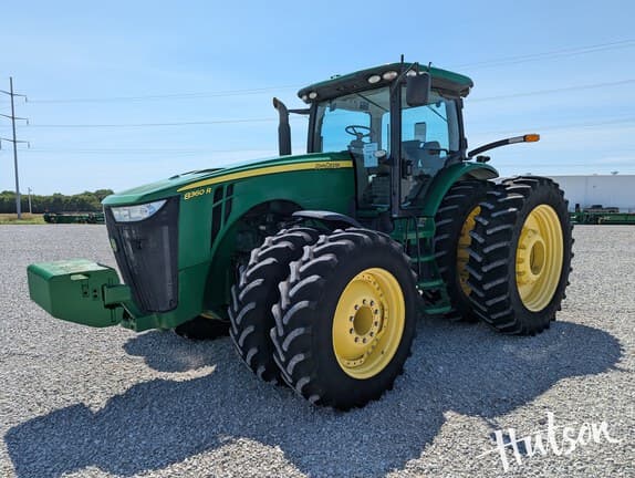 Image of John Deere 8360R equipment image 3