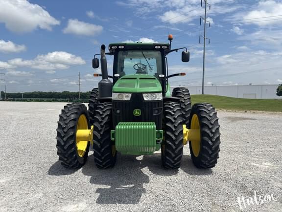 Image of John Deere 8360R equipment image 3