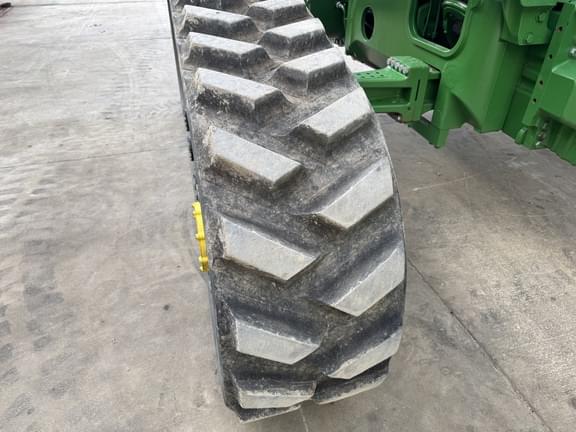 Image of John Deere 8360RT equipment image 1