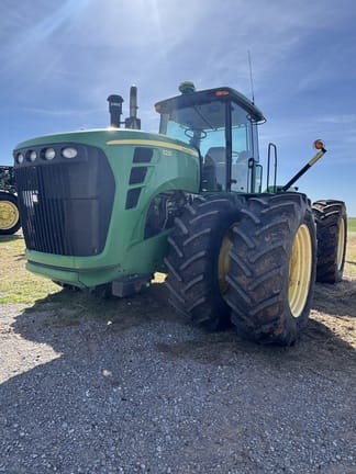 2011 John Deere 9230 Equipment Image0