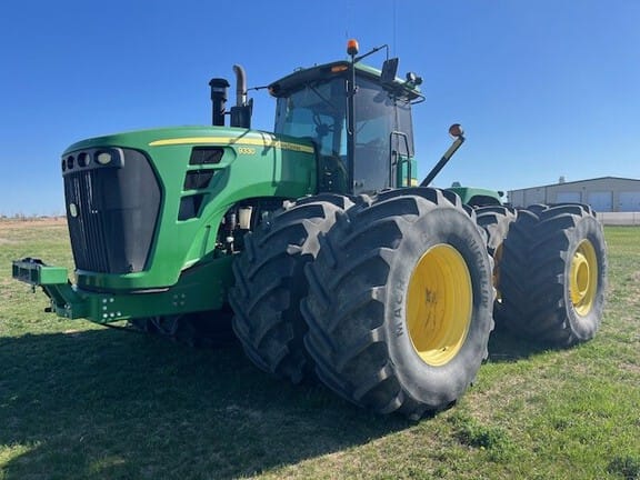 2011 John Deere 9330 Equipment Image0