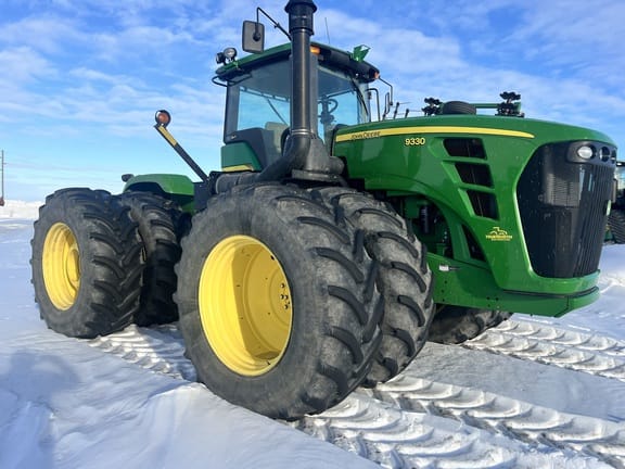 2011 John Deere 9330 Equipment Image0