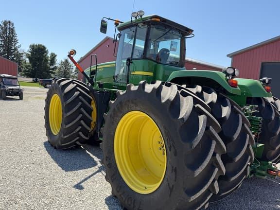 Image of John Deere 9430 equipment image 1