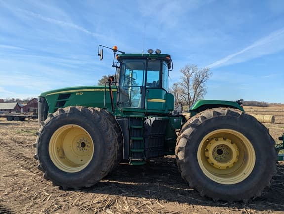 Image of John Deere 9430 equipment image 2