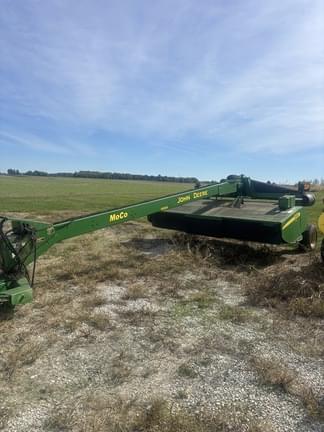 Image of John Deere 946 Primary image