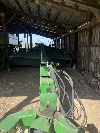 Image of John Deere 946 equipment image 3