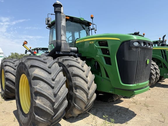 2011 John Deere 9530 Equipment Image0