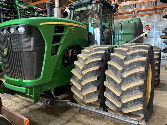 2011 John Deere 9530 Equipment Image0
