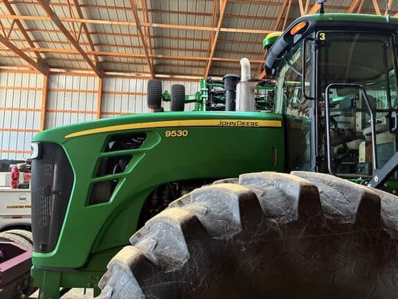 Image of John Deere 9530 equipment image 3