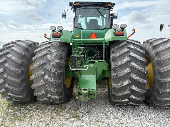 Image of John Deere 9530 equipment image 4